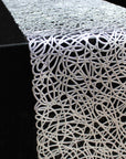 Camino de mesa plateado María Luisa