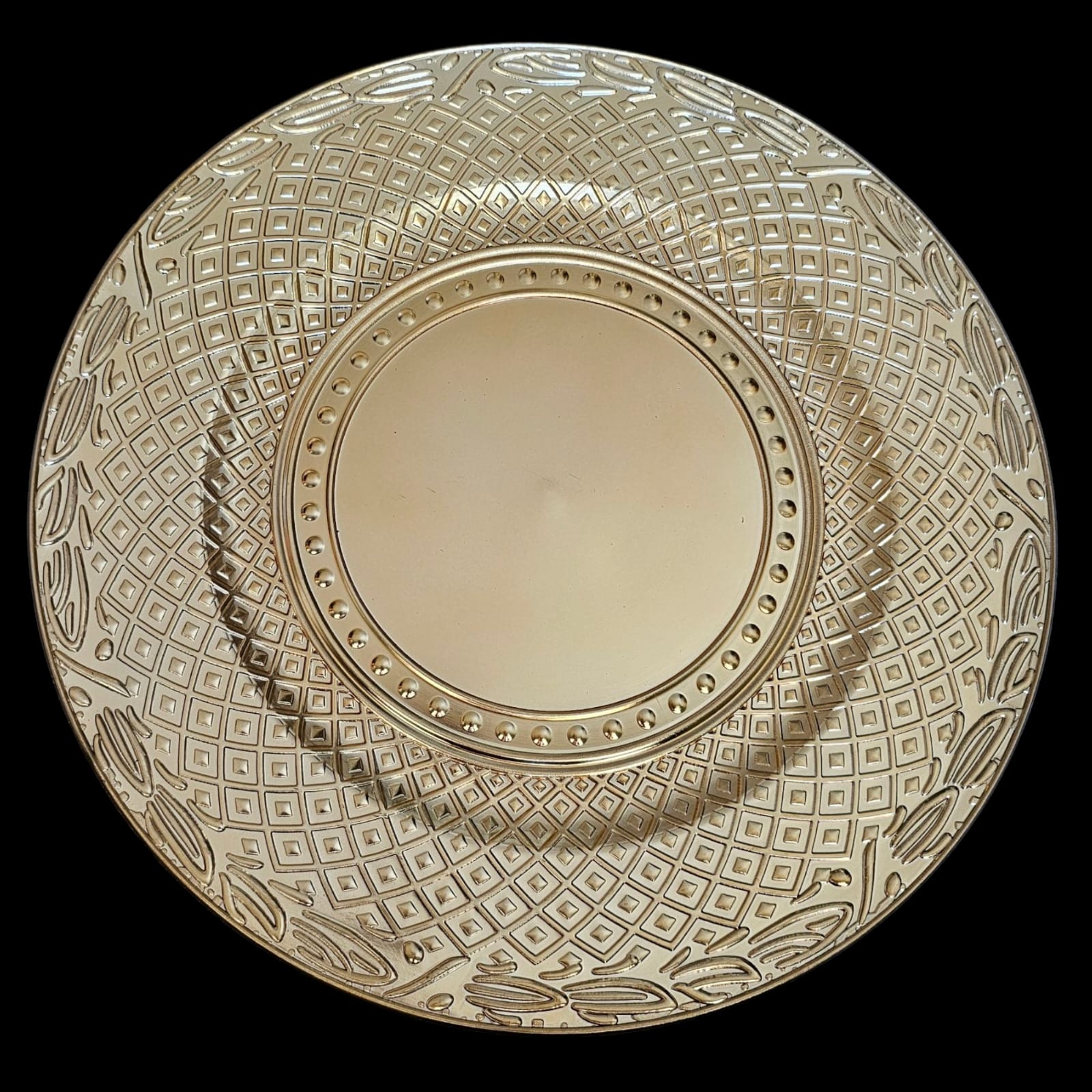 Plato de Presentación Dorado de Melamina 33 cm – Diseño Geométrico con Hojas ✨