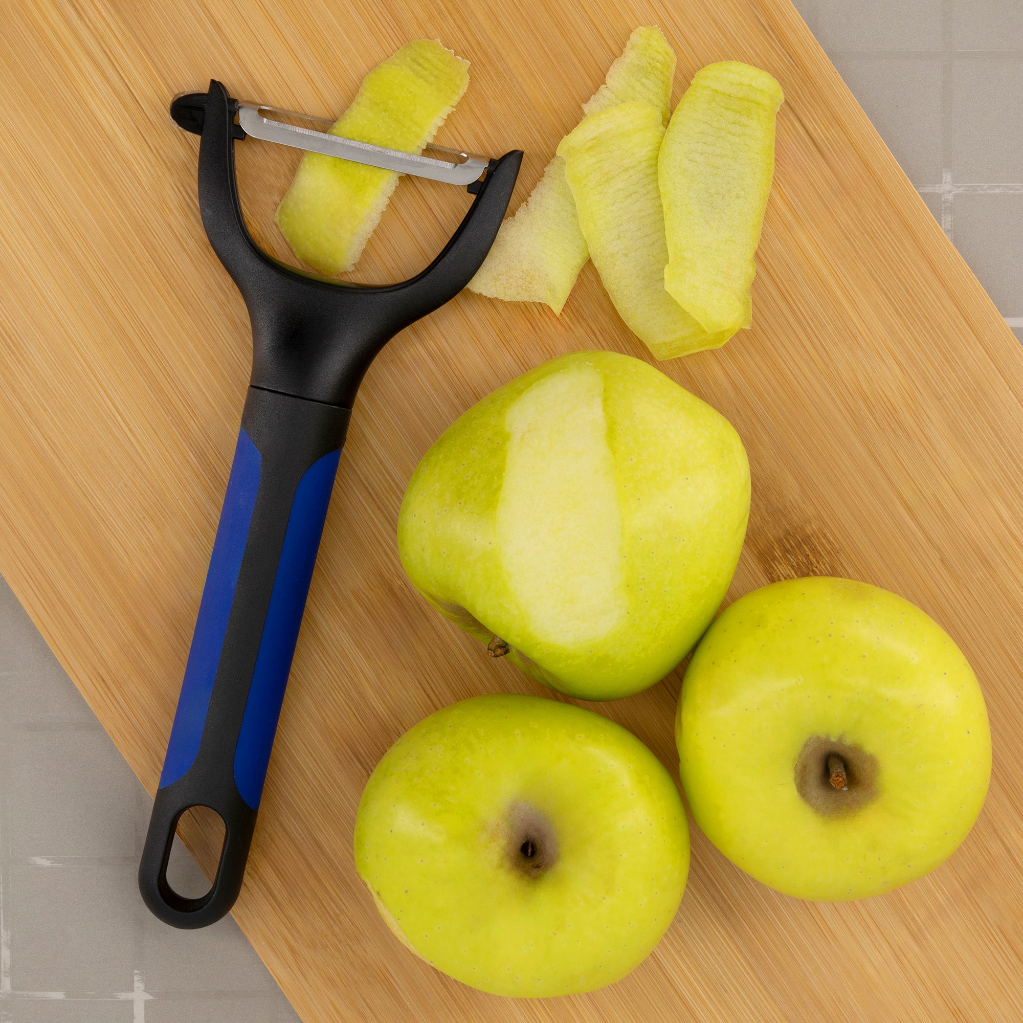 Todo Cocina: Bundle de comal, reposa cucharas, pelador de verduras y porta esponjas. - Mango Magenta